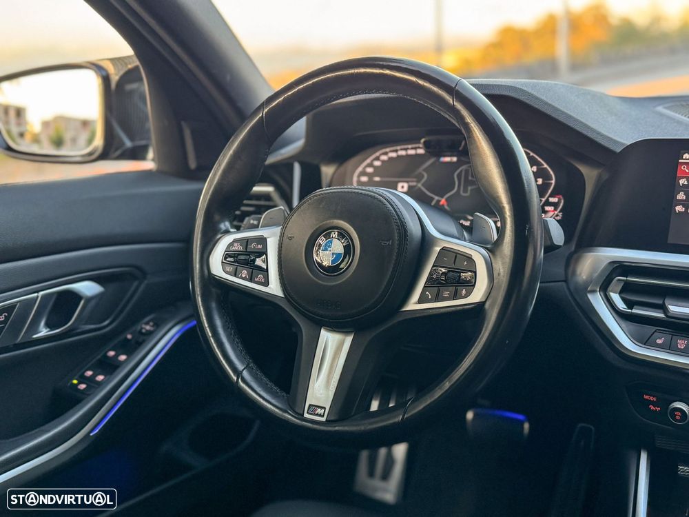 BMW 320 d Touring Pack M Shadow Auto - 40