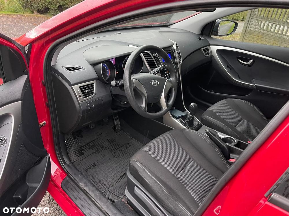 Hyundai i30 1.4 Intro Edition - 7