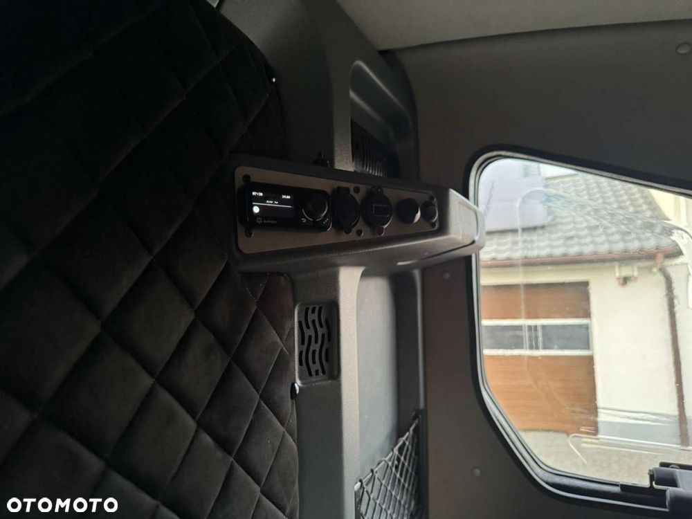 Renault Master 10 europalet Salon Polska Sypialka XL Carpol - 32