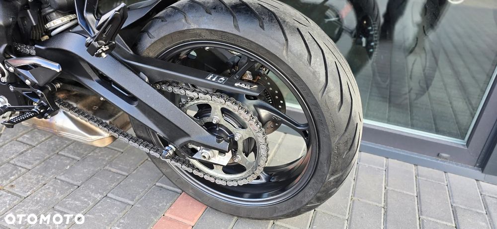Triumph Street Triple - 39