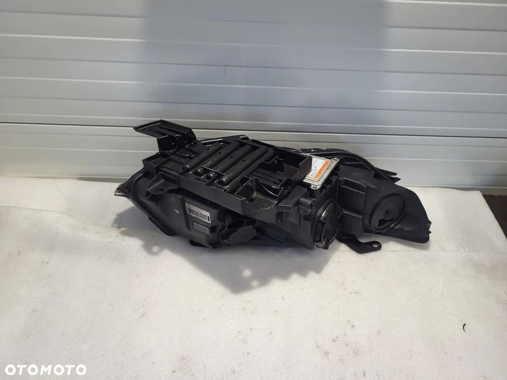 Land Rover Discovery Sport XENON PRZÓD STRONA LEWA  FK7213W030HF - 8