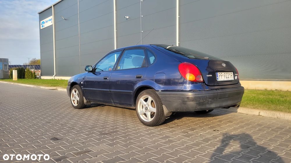 Toyota Corolla 1.4 VVT-i Base - 7