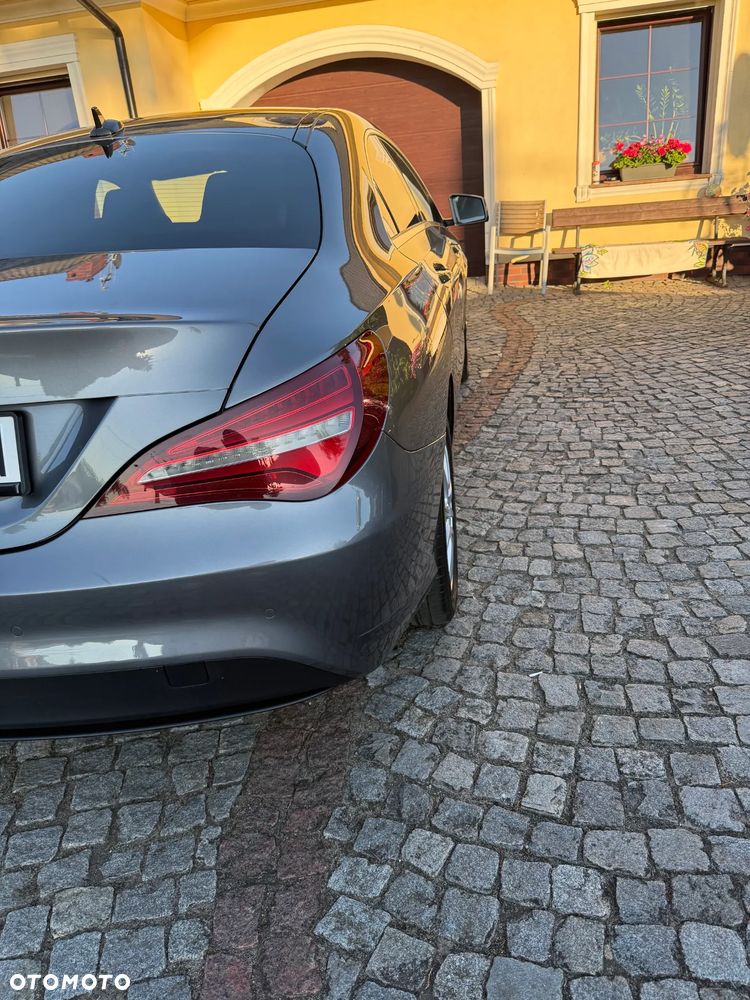 Mercedes-Benz CLA 200 7G-DCT - 5