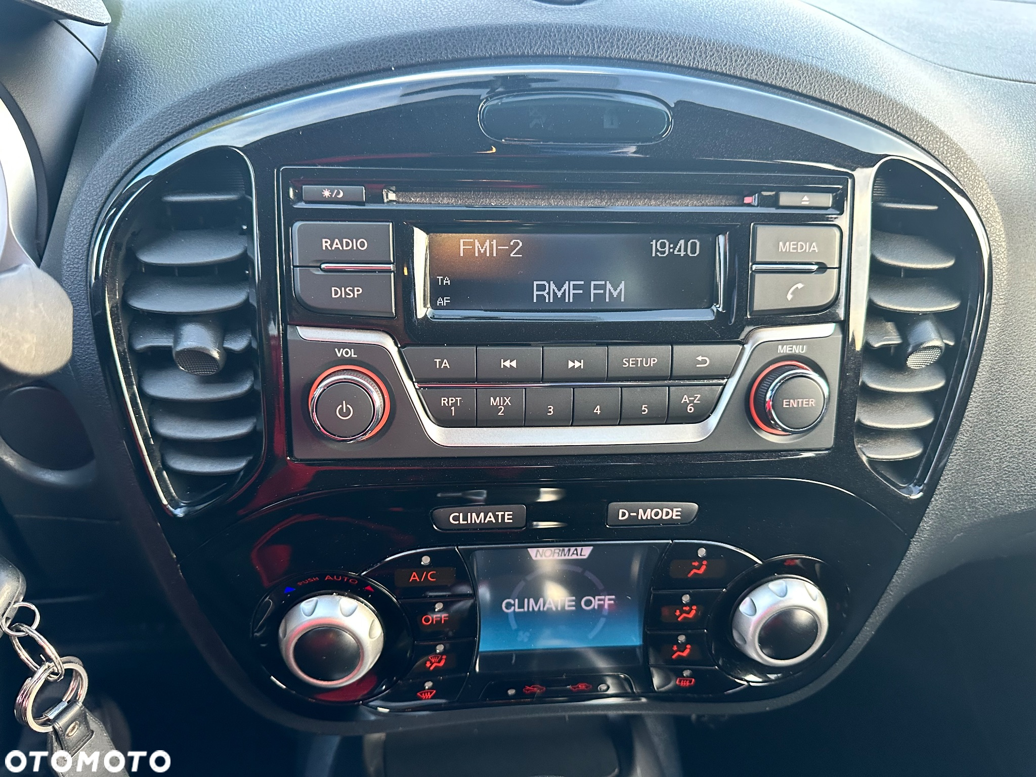 Nissan Juke 1.6 Tekna CVT - 31