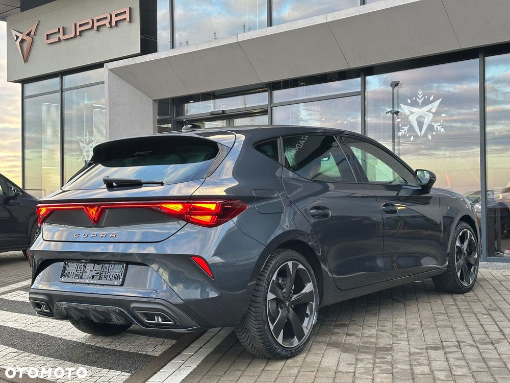 Cupra Leon 1.5 eTSI DSG - 5