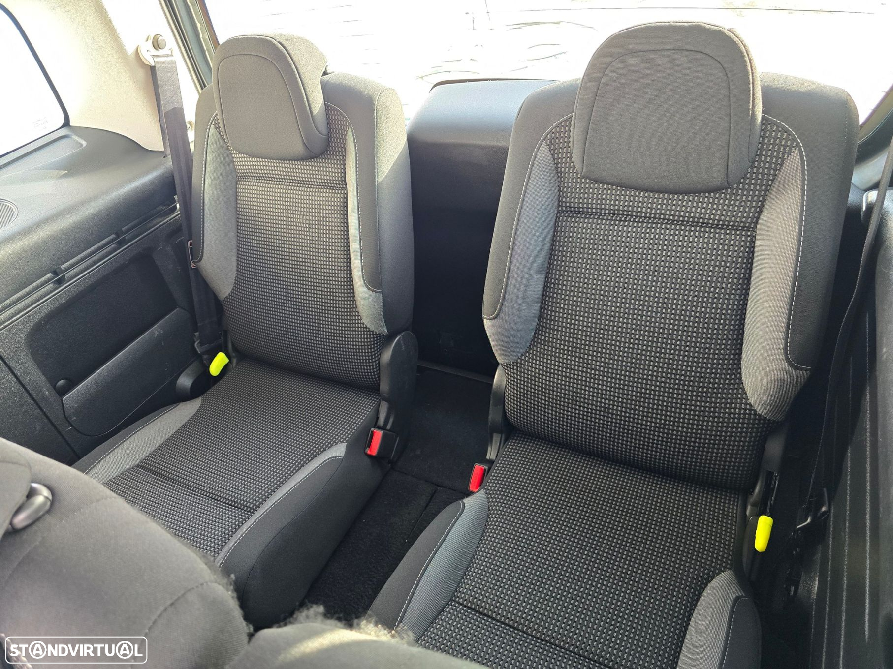 Peugeot Partner 1.6 BlueHDi Outdoor - 17