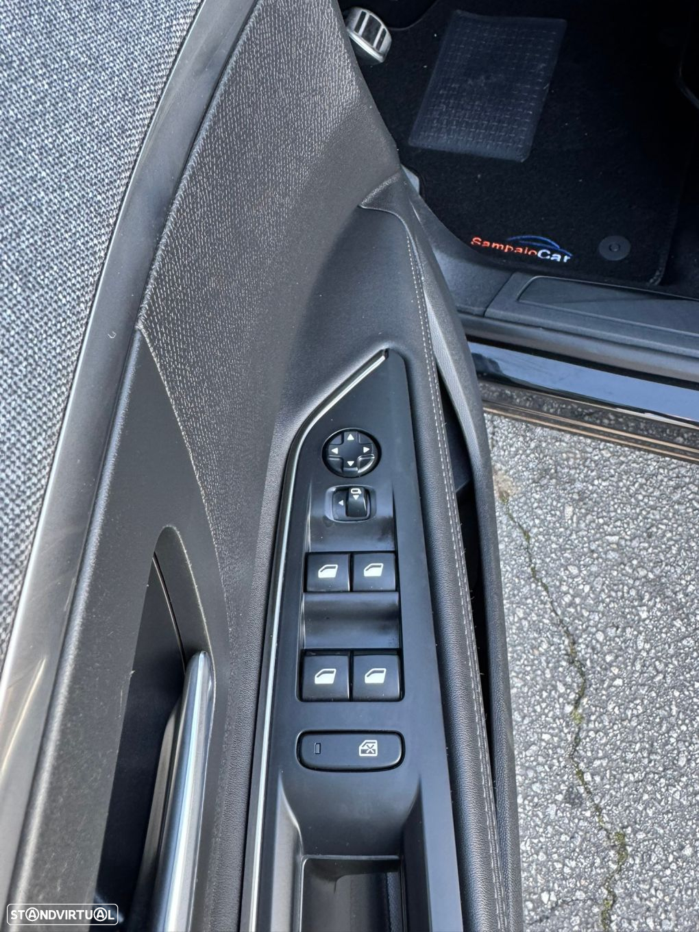 Peugeot 5008 1.5 BlueHDi Allure - 18