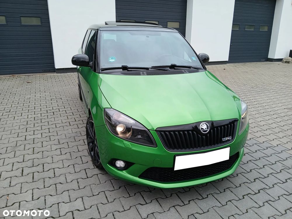 Skoda Fabia 1.4 TSI DSG RS - 9
