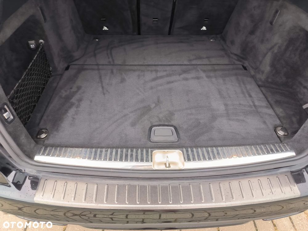 Mercedes-Benz Klasa C 200 d 9G-TRONIC AMG Line - 28