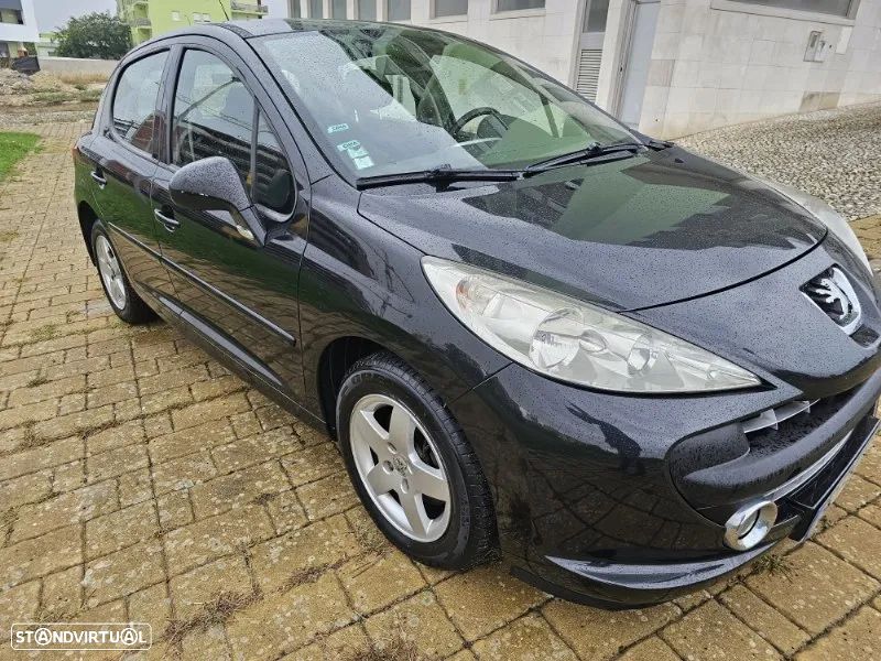 Peugeot 207 1.4 16V Trendy - 22