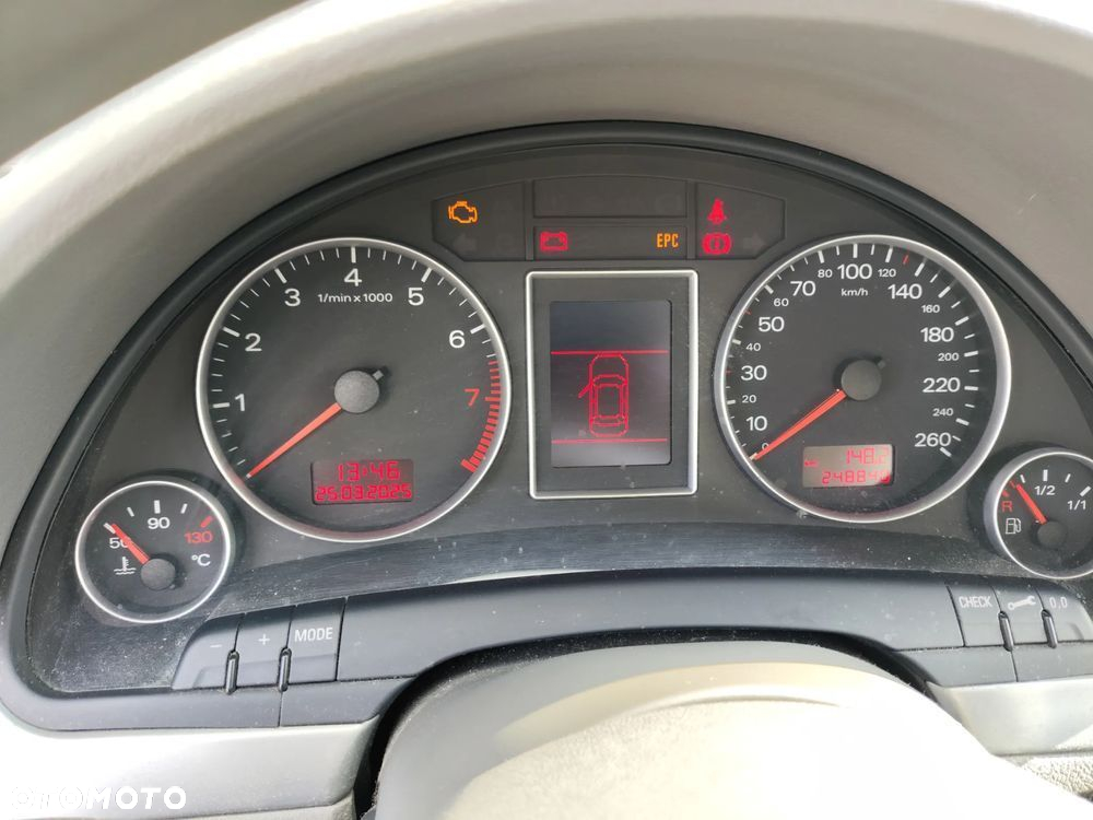 Audi A4 1.6 - 8