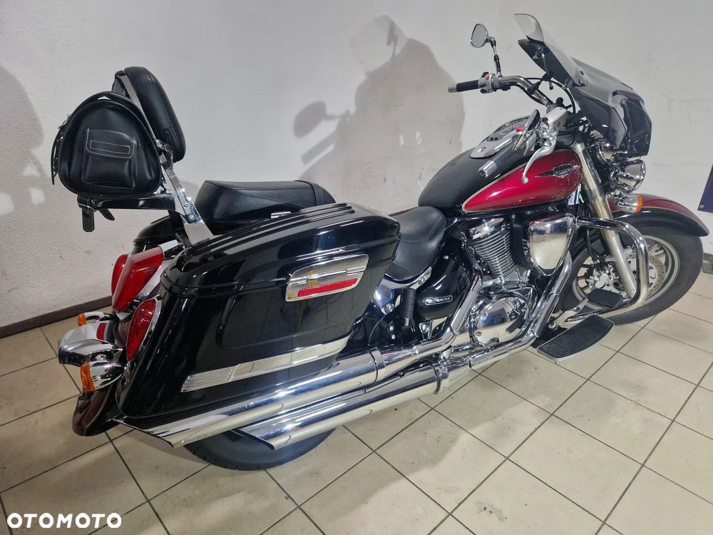 Suzuki VL 800 Volusia - Boulevard C50 - 5