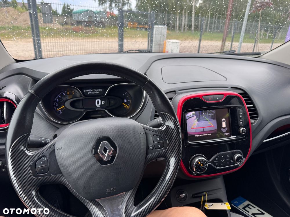 Renault Captur TCe 120 EDC Helly Hansen - 10