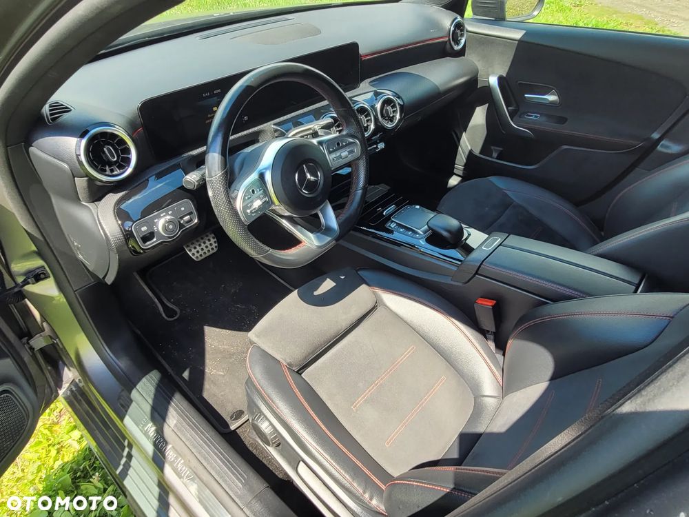 Mercedes-Benz Klasa A 180 7G-DCT AMG Line - 3
