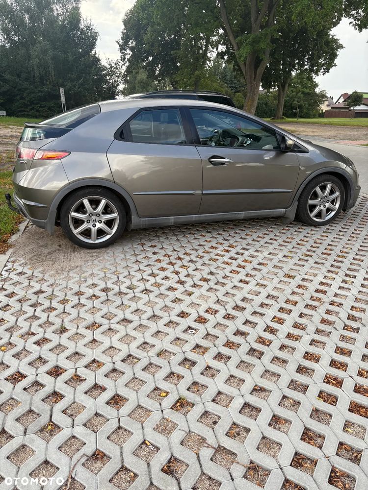 Honda Civic 1.8 Comfort - 7