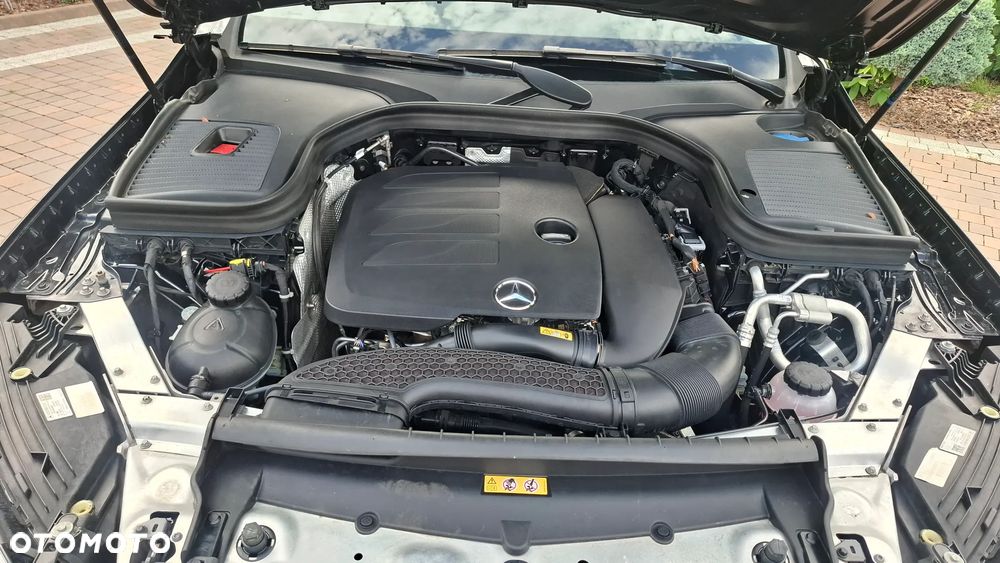 Mercedes-Benz GLC - 22
