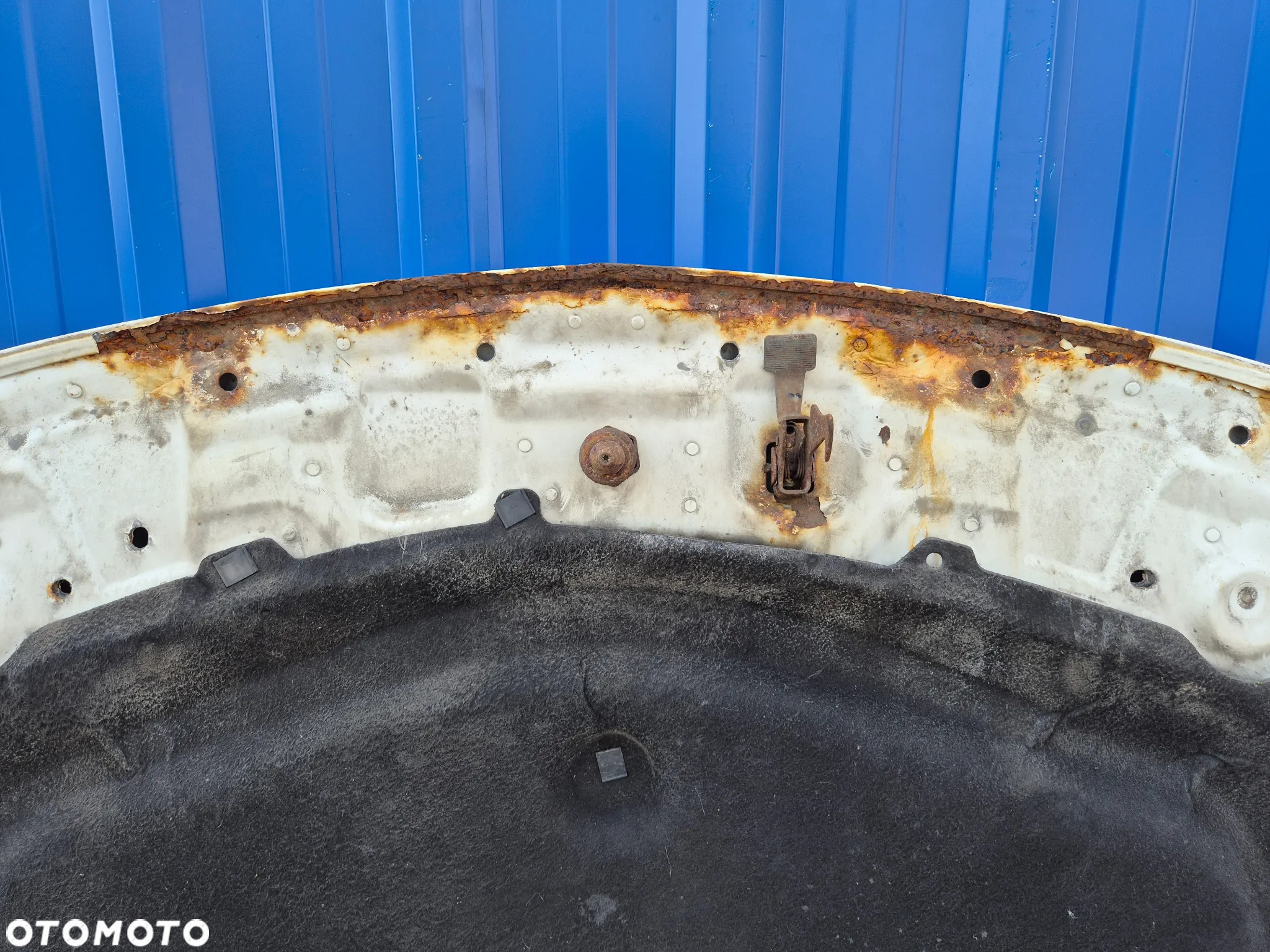 MASKA POKRYWA SILNIKA OPEL CORSA D Z474 BIAŁA - 11