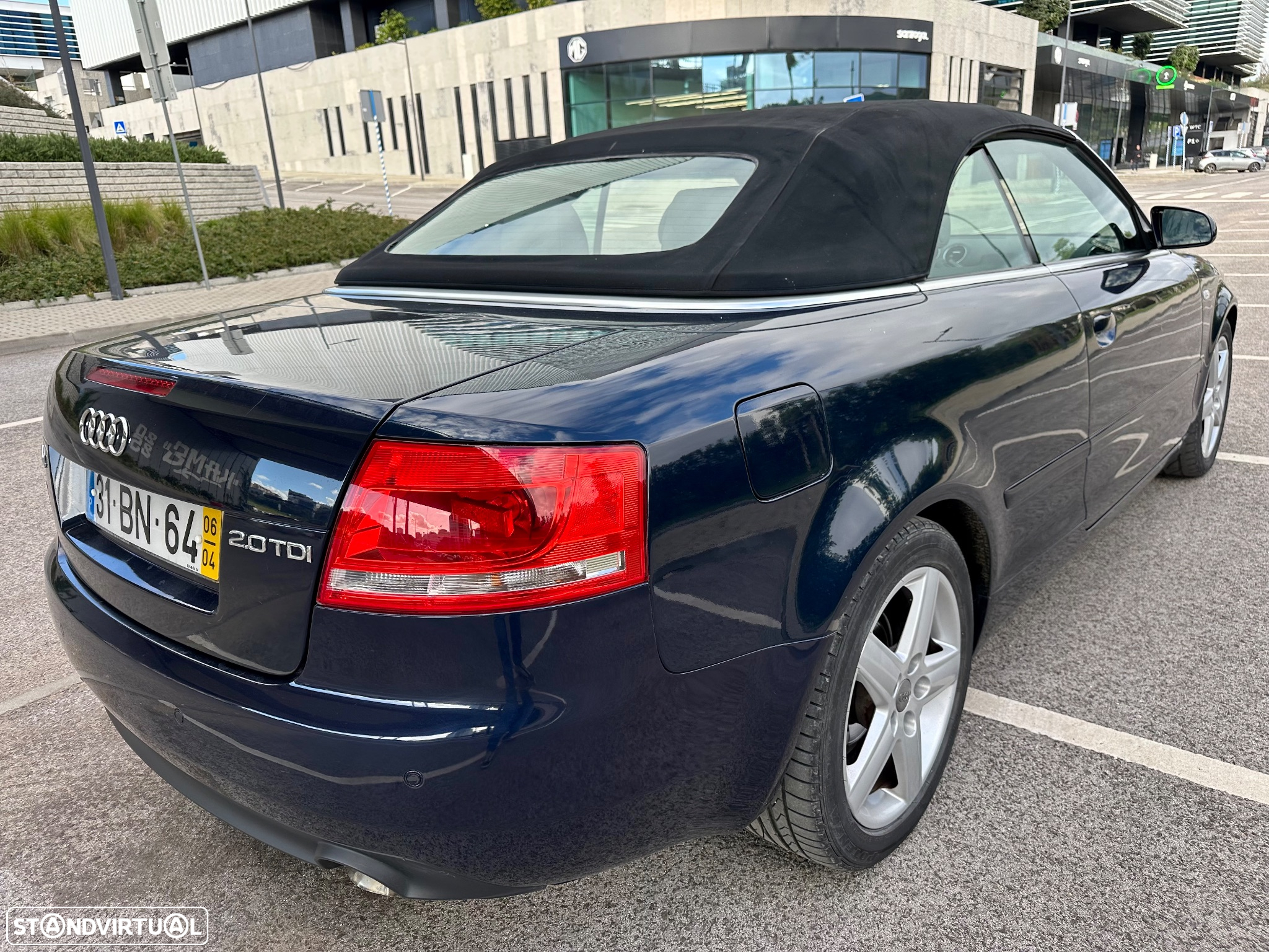 Audi A4 Cabrio 2.0 TDi Exclusive - 21