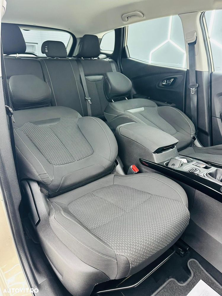 Renault Kadjar Energy dCi 110 LIMITED - 17