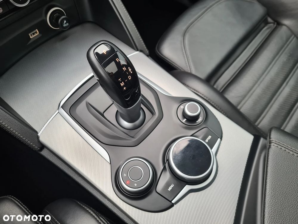 Alfa Romeo Stelvio 2.0 Turbo Executive Q4 - 27