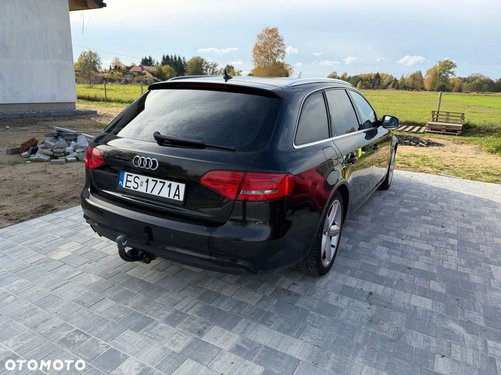 Audi A4 Avant 2012 photo 4