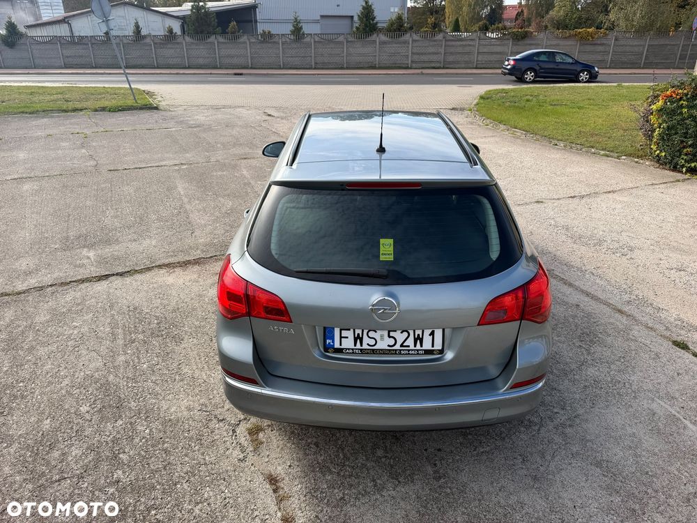 Opel Astra 1.4 Turbo Exklusiv - 18