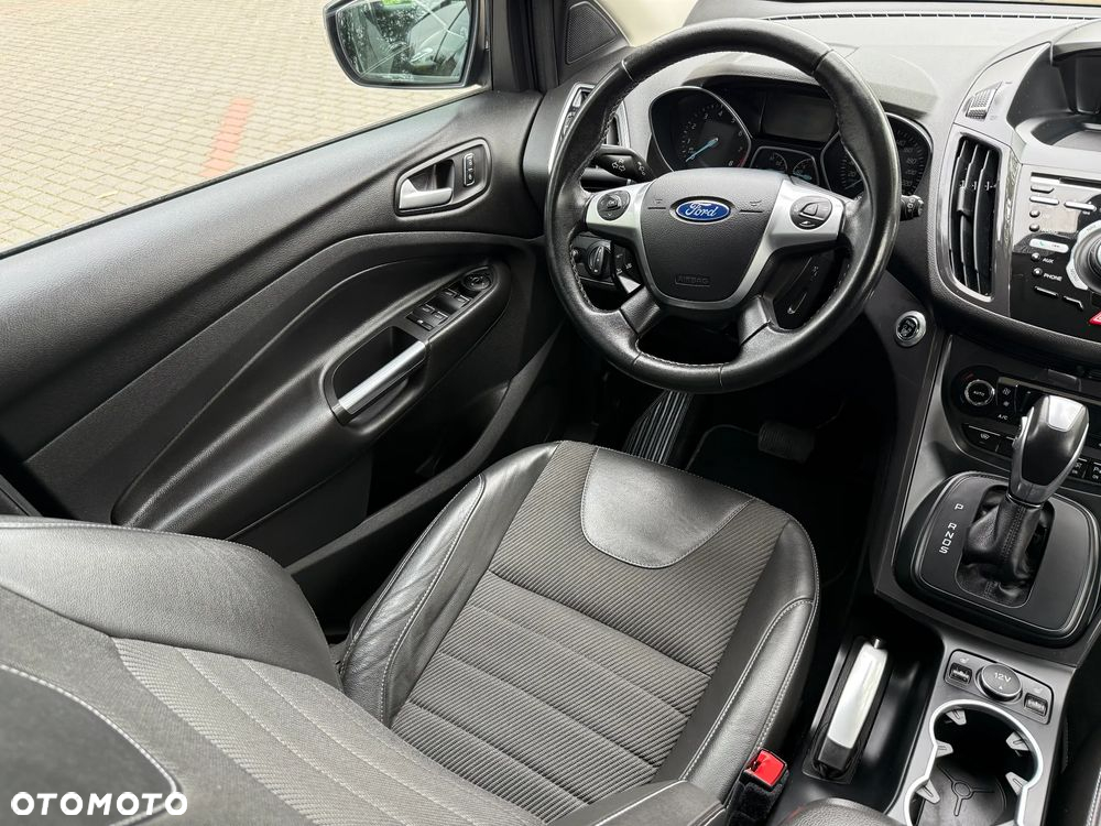 Ford Kuga 1.5 EcoBoost 4x4 Titanium - 16