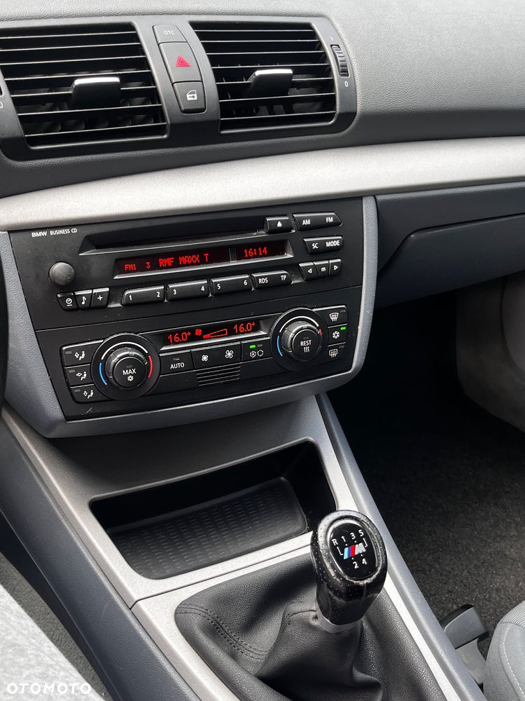 BMW Seria 1 - 31
