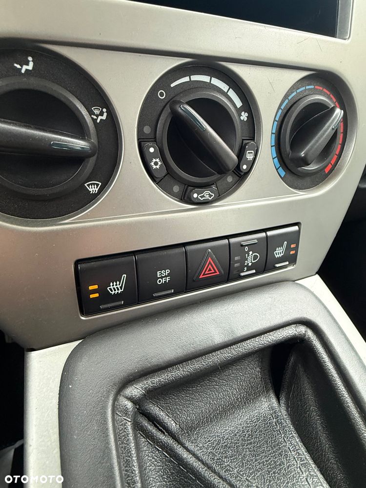 Jeep Compass - 35