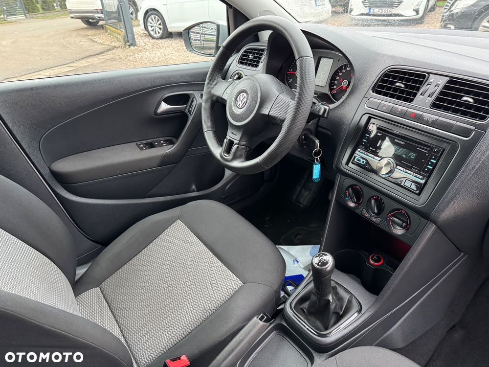 Volkswagen Polo - 19