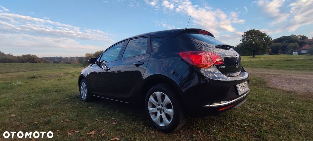 Opel Astra - 9