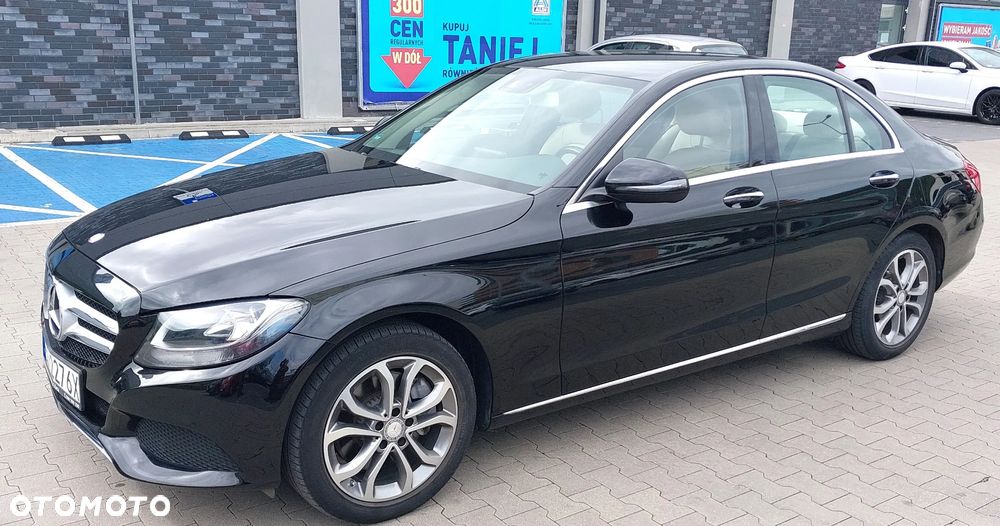 Mercedes-Benz Klasa C 300 7G-TRONIC - 7