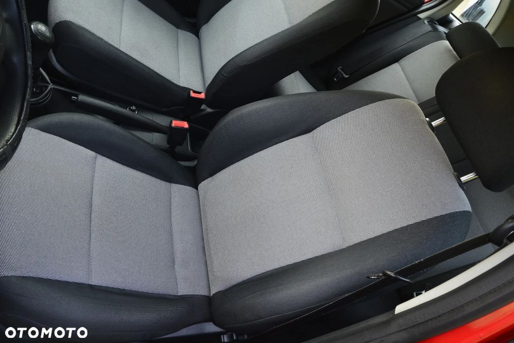 Skoda Fabia 1.6 TDI DPF Elegance - 23