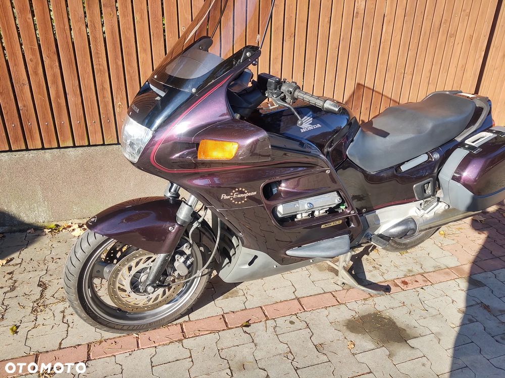 Honda ST - 3
