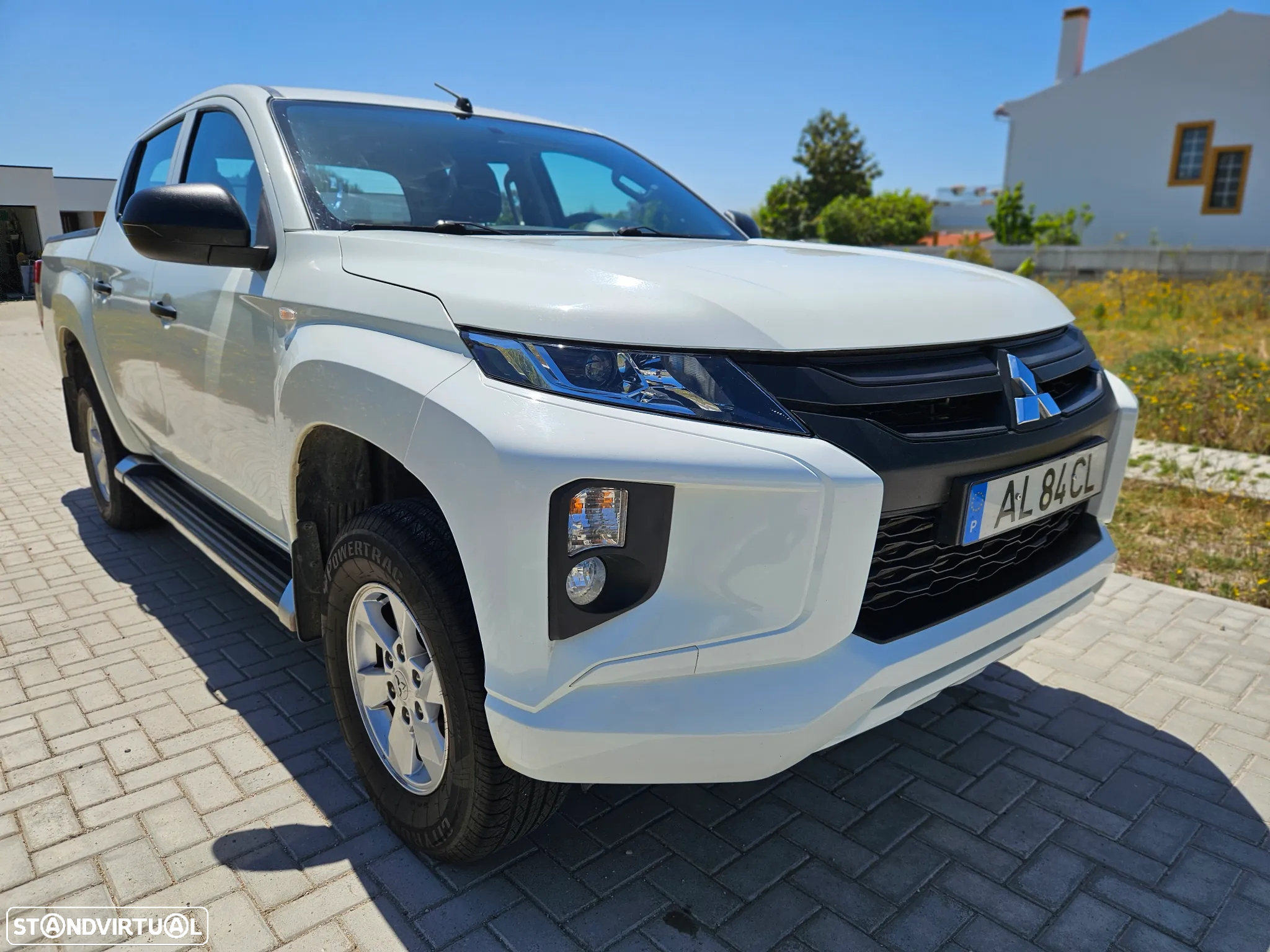 Mitsubishi L200 2.3 DI-D CD Invite 4WD - 3