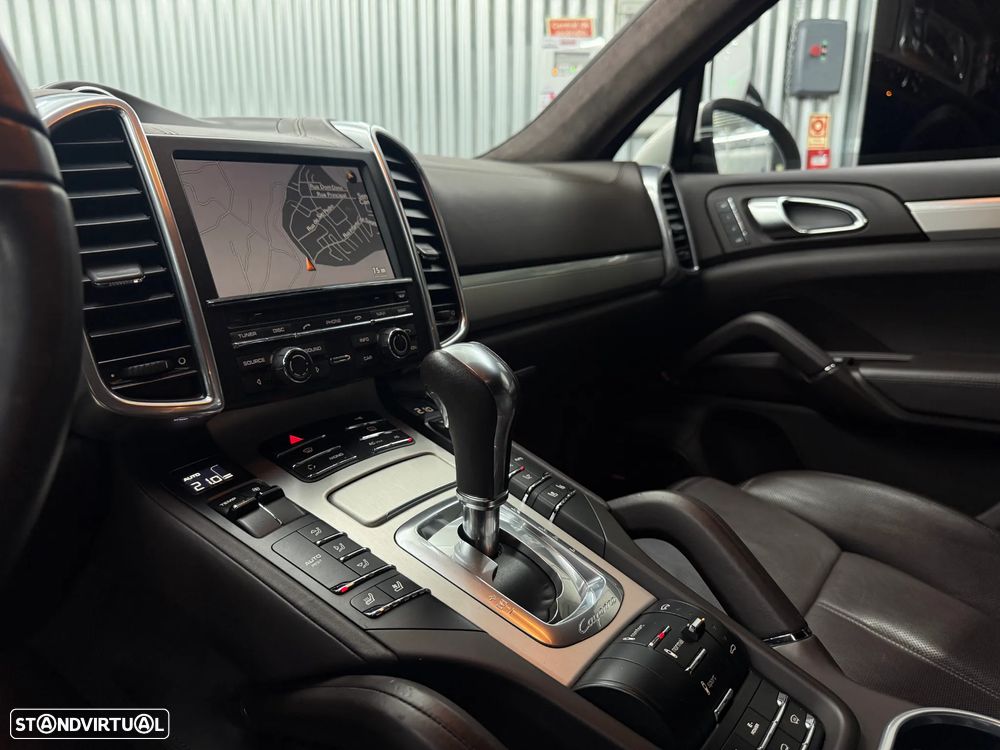 Porsche Cayenne S - 18