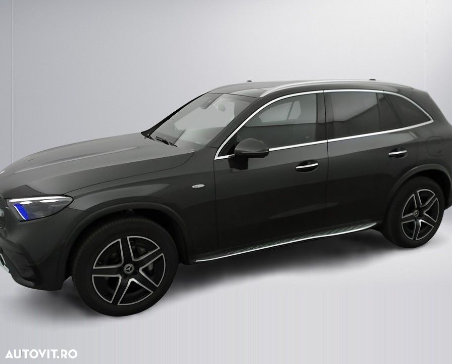 Mercedes-Benz GLC 300 e 4MATIC - 11