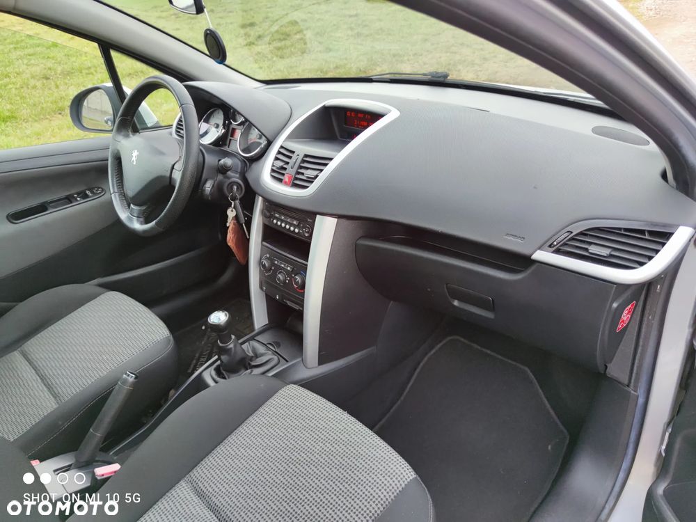 Peugeot 207 95 VTi Filou - 15