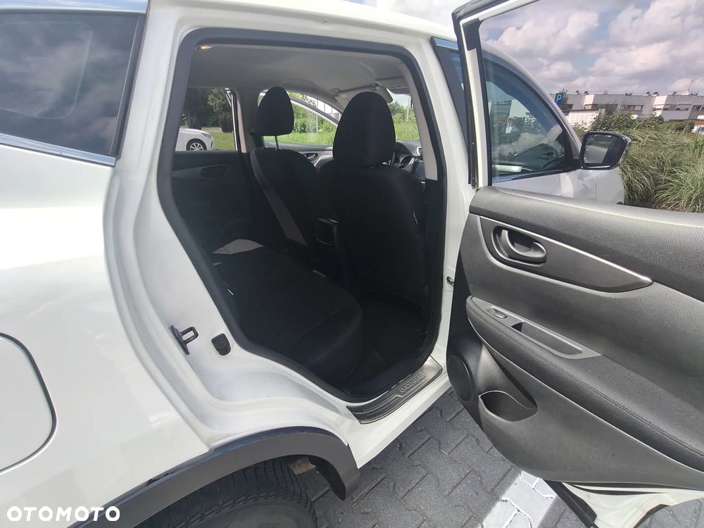 Nissan Qashqai 1.6 DCi 4x4 Visia EU6 - 15