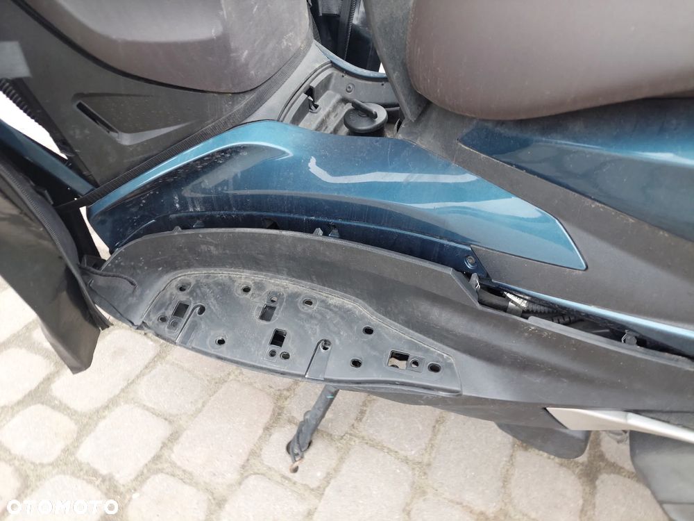 Piaggio Beverly - 12