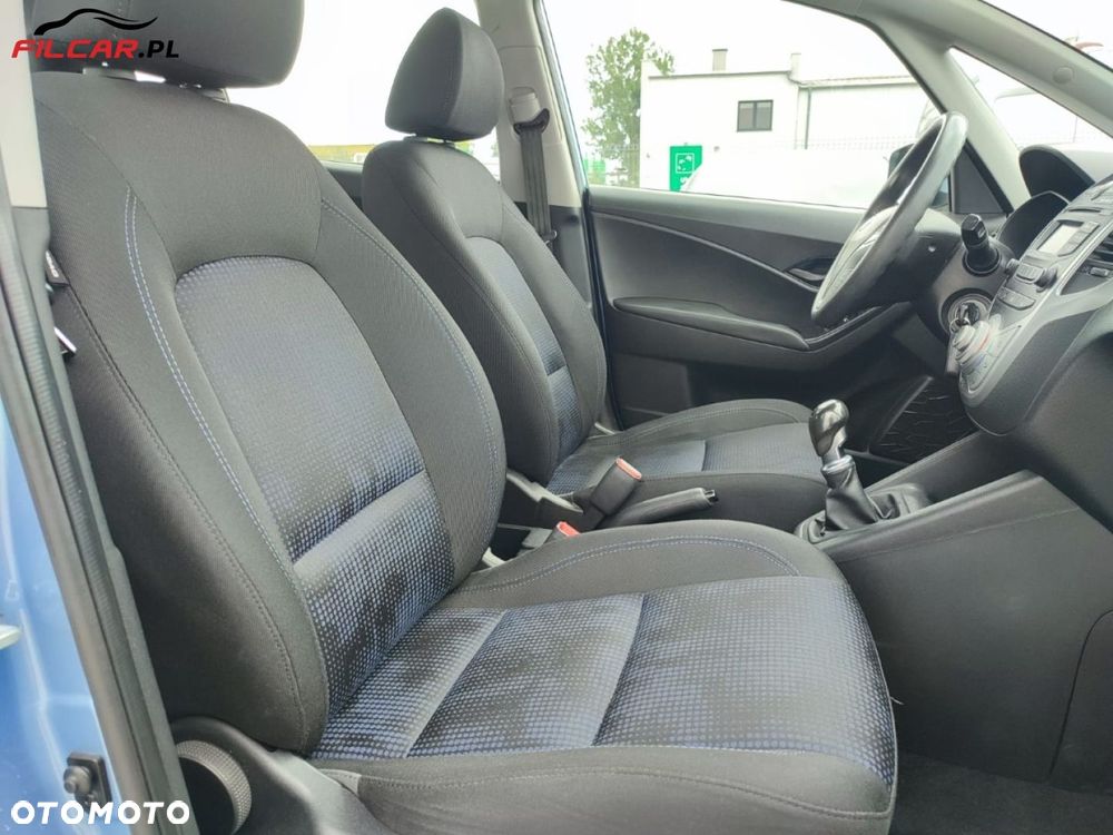 Hyundai ix20 - 12