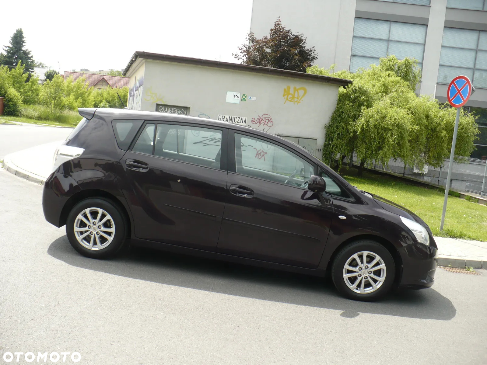 Toyota Verso 1.8 5-Sitzer Comfort - 2