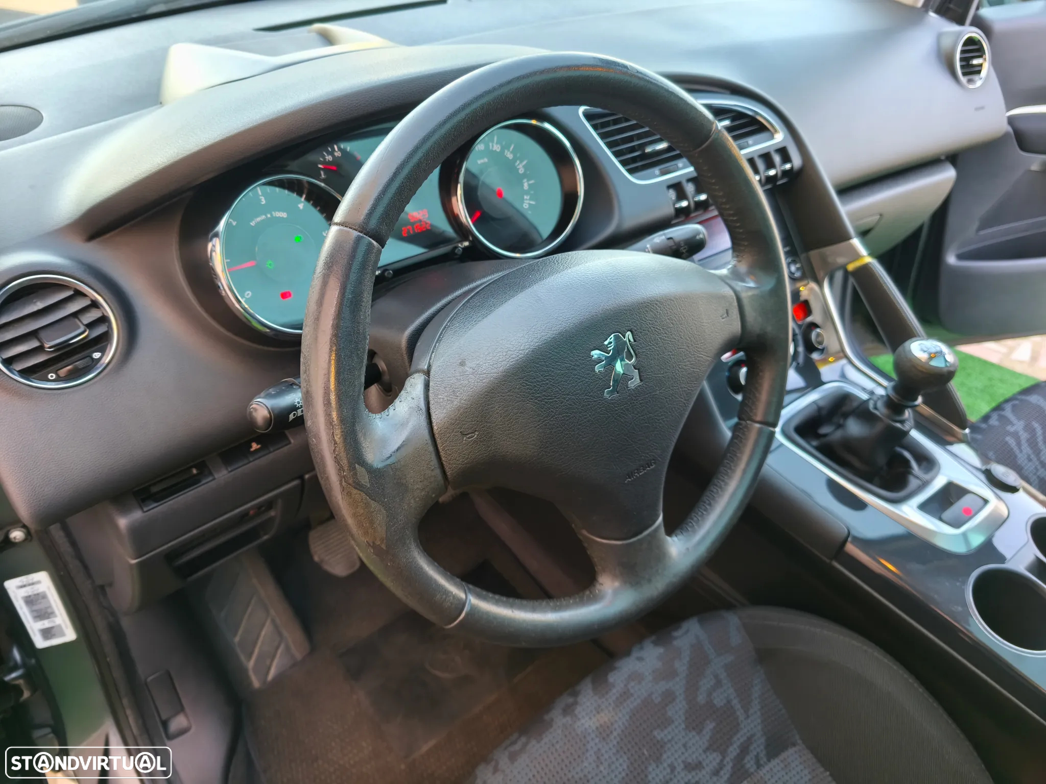 Peugeot 3008 1.6 HDi Premium JLL17 - 10
