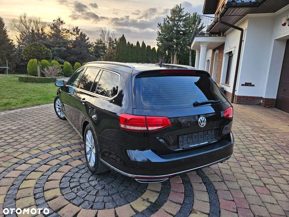 Volkswagen Passat 2.0 TDI Bi-Turbo BMT 4Mot Highline DSG - 11