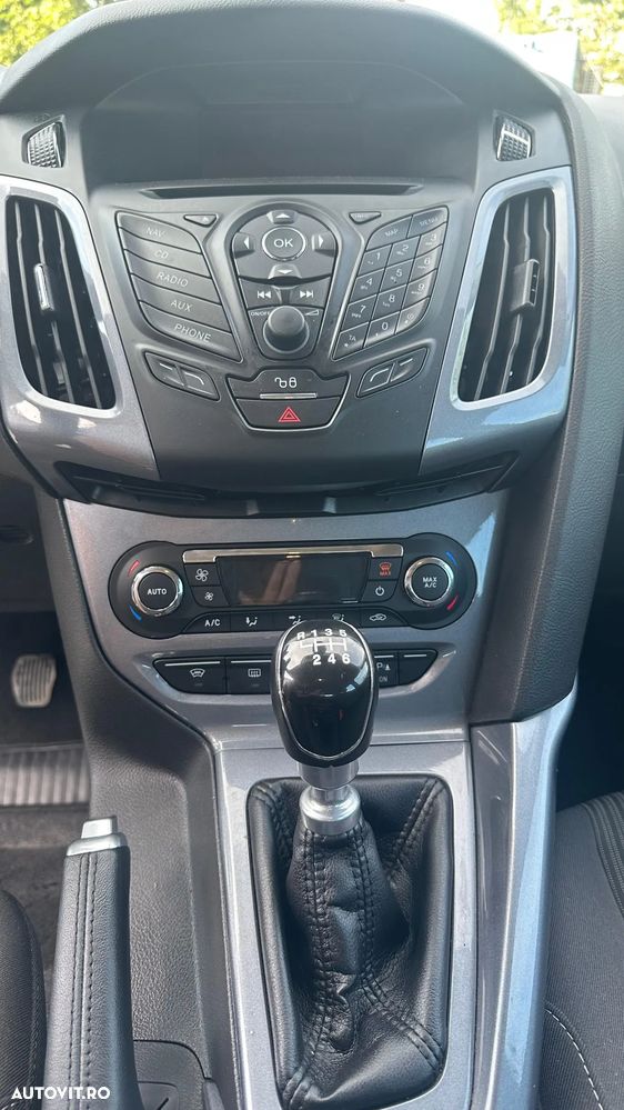 Ford Focus - 21