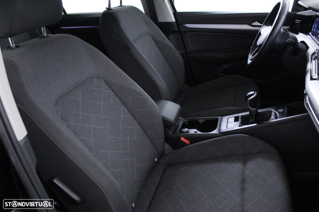 VW Golf Variant 2.0 TDi Life - 14