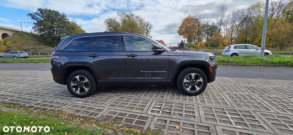 Jeep Grand Cherokee - 4