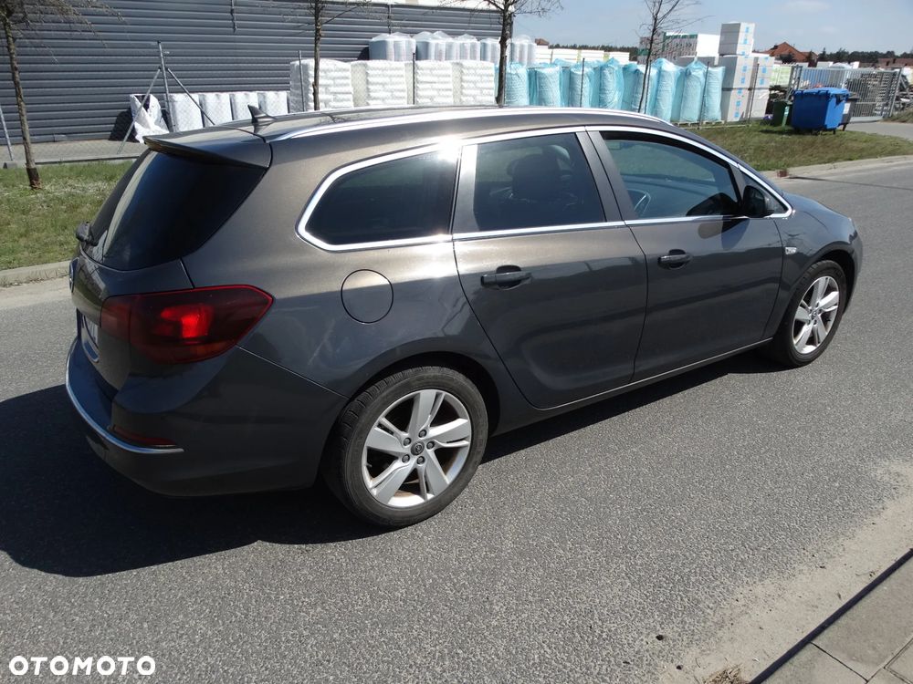 Opel Astra ver-1-6-t-sport - 4