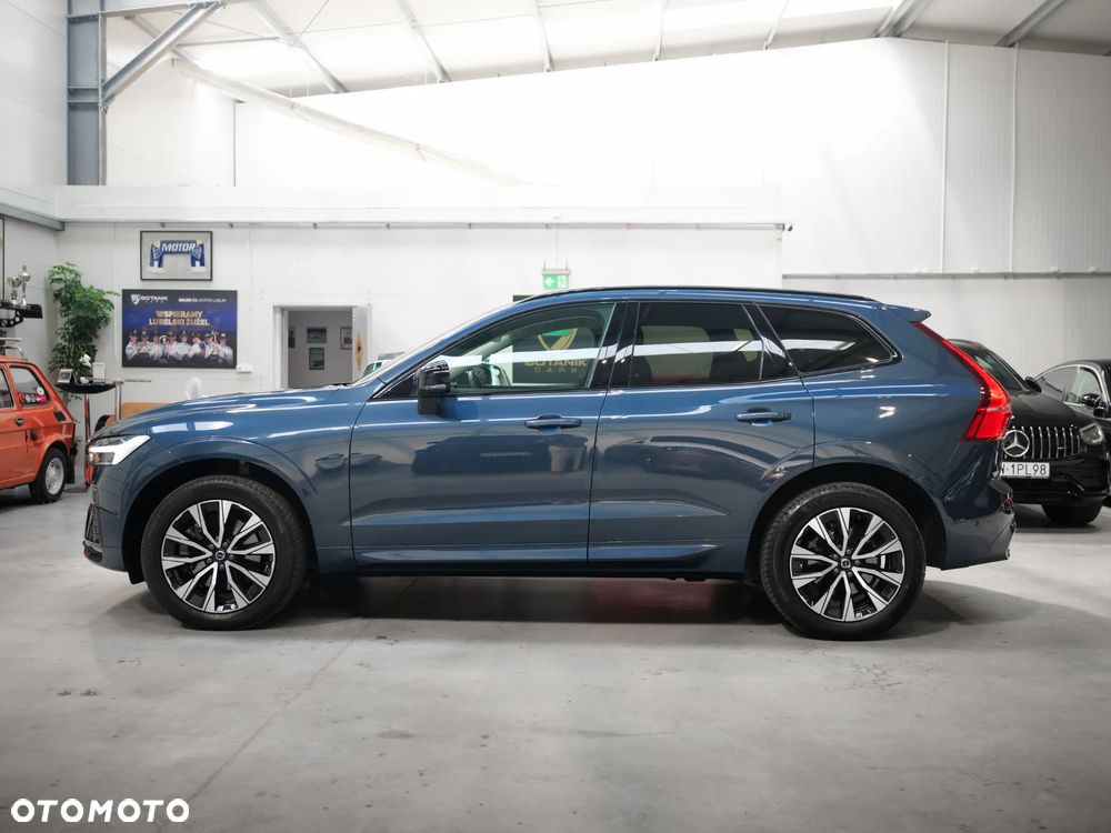 Volvo XC 60 B4 D AWD Plus Dark - 5