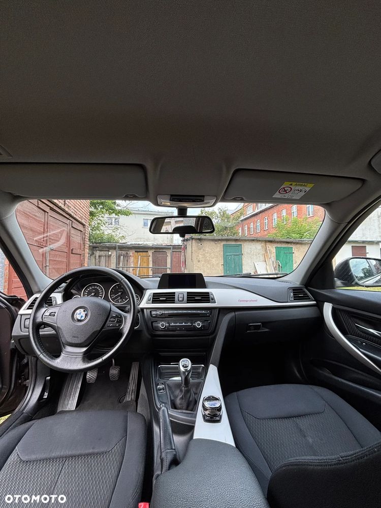 BMW Seria 3 316d - 8